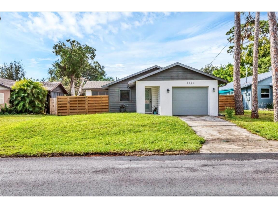 2224 Eugene Street Sarasota FL 34231 A4647246 image2