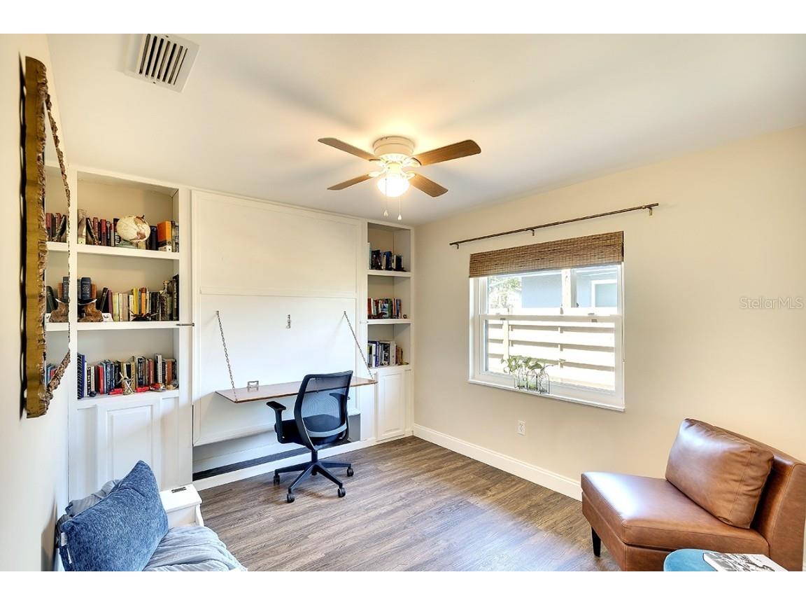 2224 Eugene Street Sarasota FL 34231 A4647246 image20