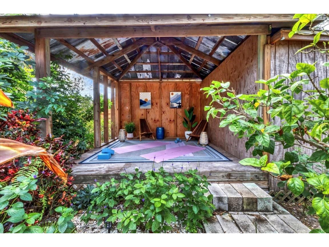 2224 Eugene Street Sarasota FL 34231 A4647246 image5