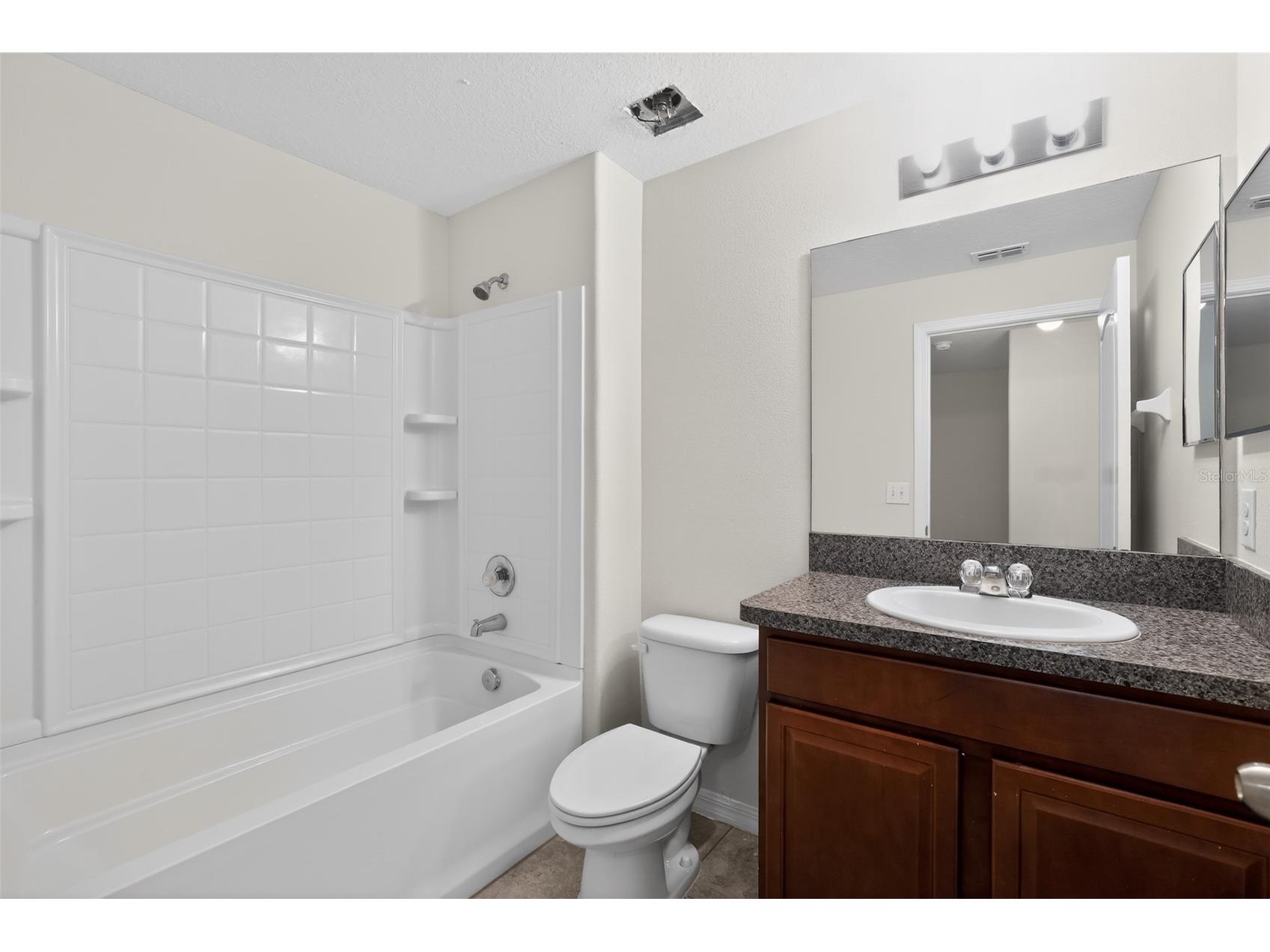 2224 Golden Falcon Drive Ruskin FL 33570 TB8512681 image25