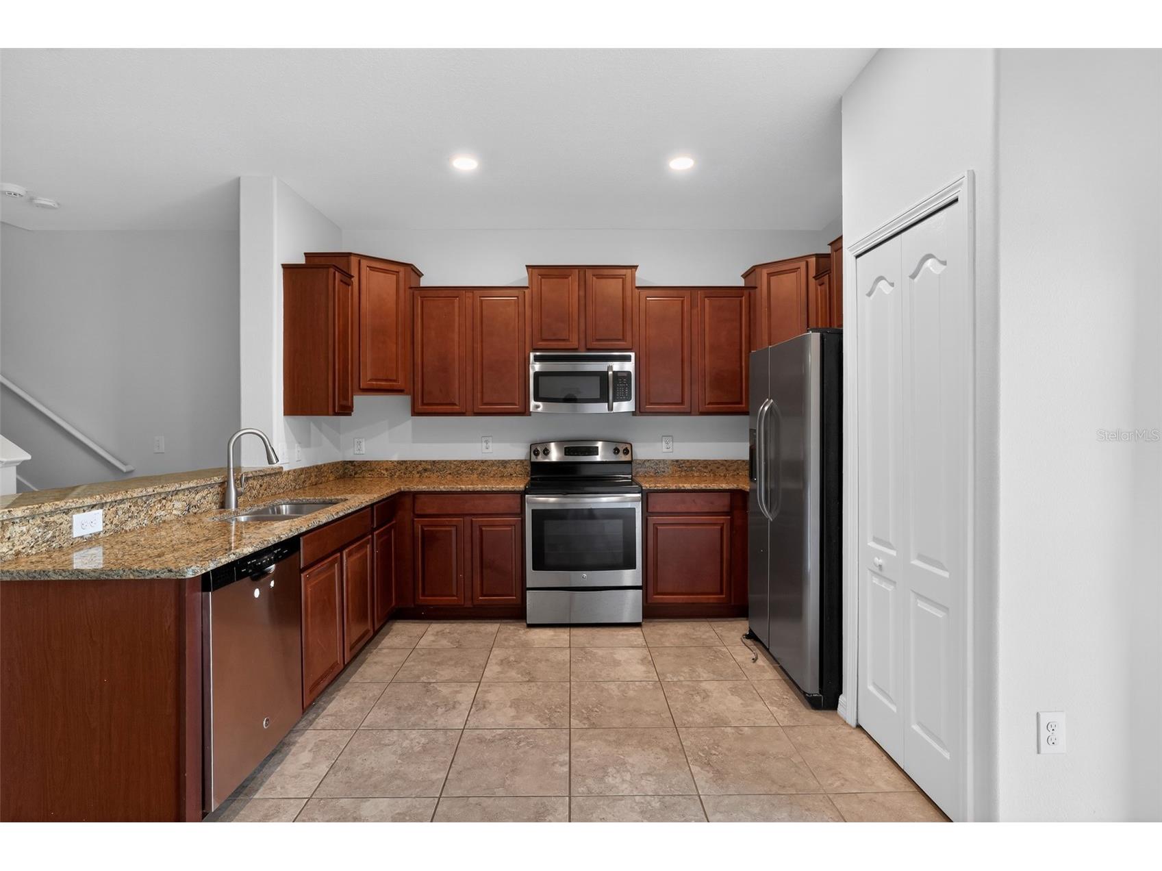 2224 Golden Falcon Drive Ruskin FL 33570 TB8512681 image9