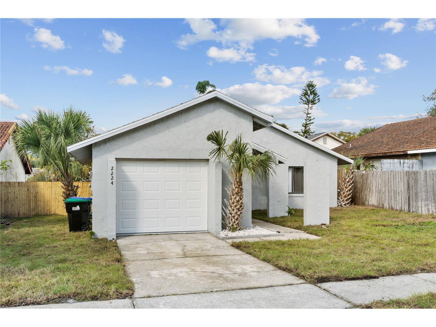 2224 Greenview Circle Orlando FL 32808 S5140510 image1