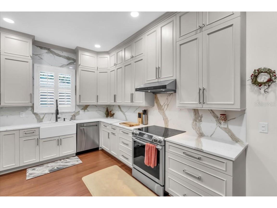 2224 Tami Sola Street Sarasota FL 34237 A4674515 image15