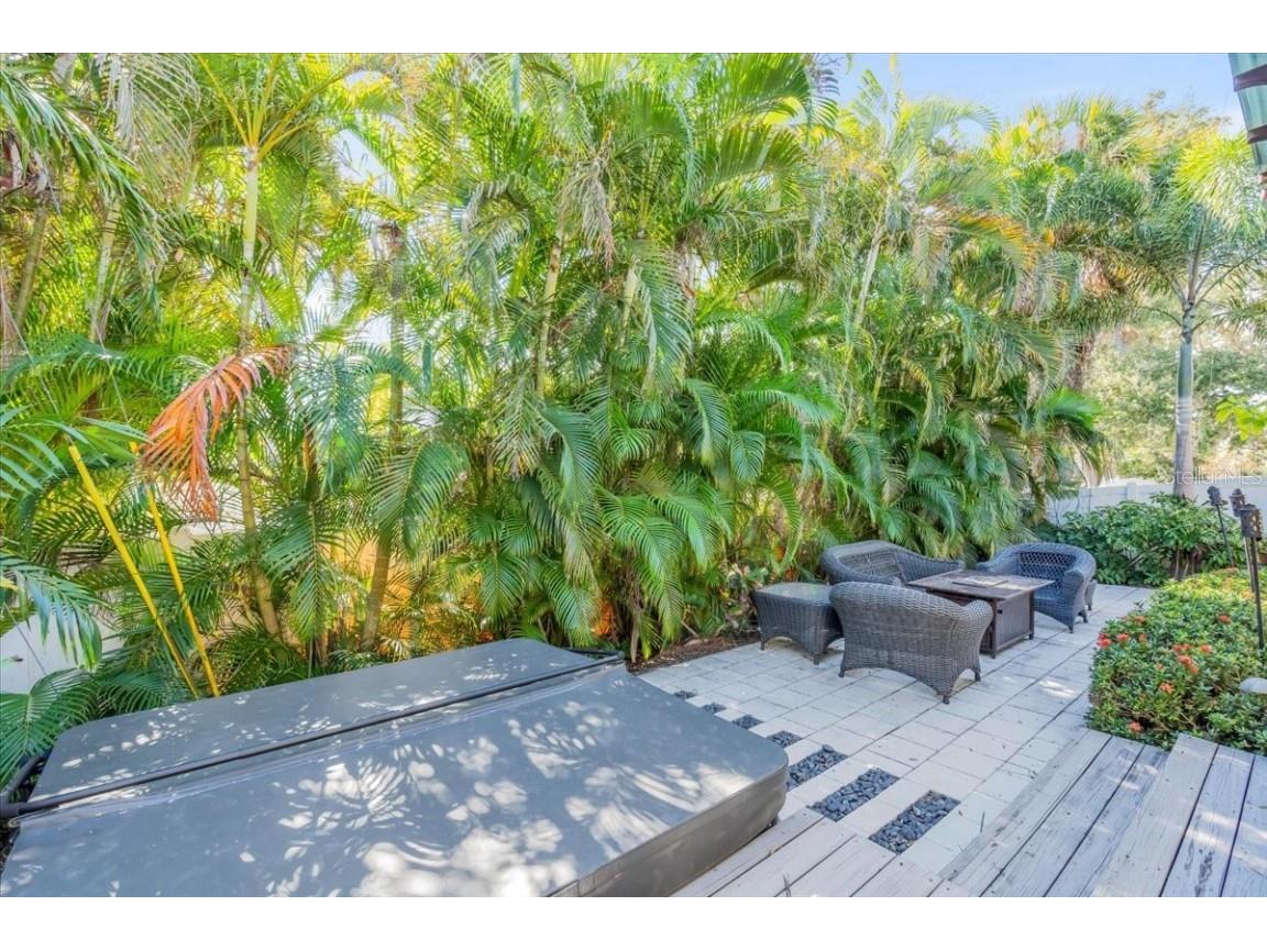 2224 Tami Sola Street Sarasota FL 34237 A4674515 image39