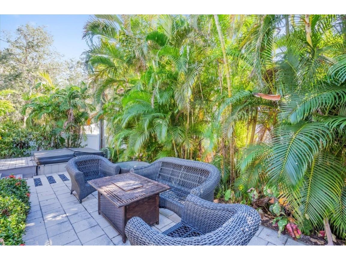 2224 Tami Sola Street Sarasota FL 34237 A4674515 image40