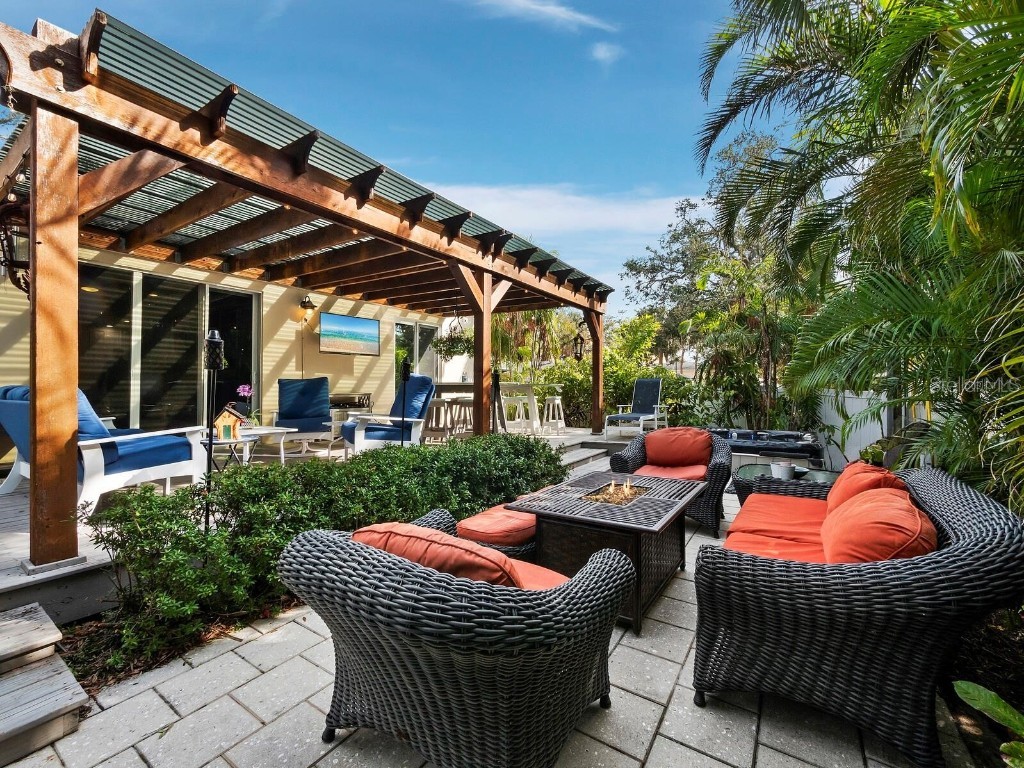 2224 Tami Sola Street Sarasota FL 34237 A4674515 image52