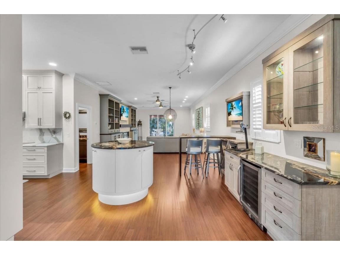 2224 Tami Sola Street Sarasota FL 34237 A4674515 image6