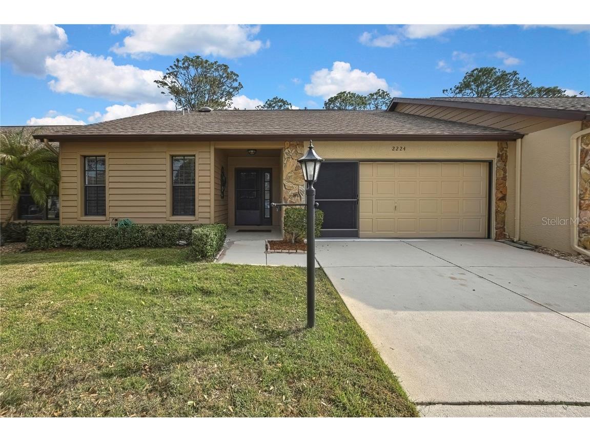 2224 Vista Royal Way Spring Hill FL 34606 TB8351455 image1