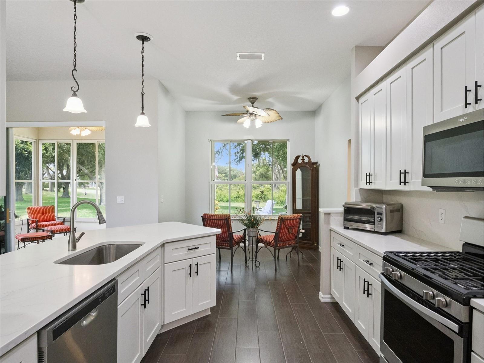 22240 Caledonia Drive Leesburg FL 34748 G5112932 image3