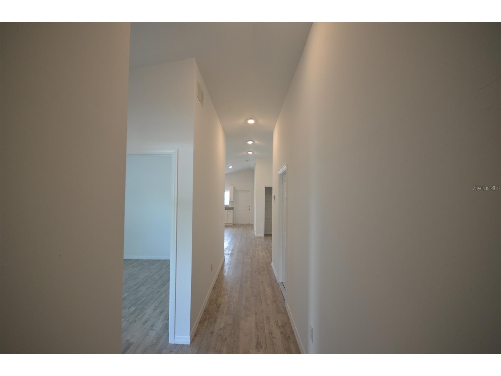 2225 Carver Avenue Fort Myers FL 33916 O6416086 image3