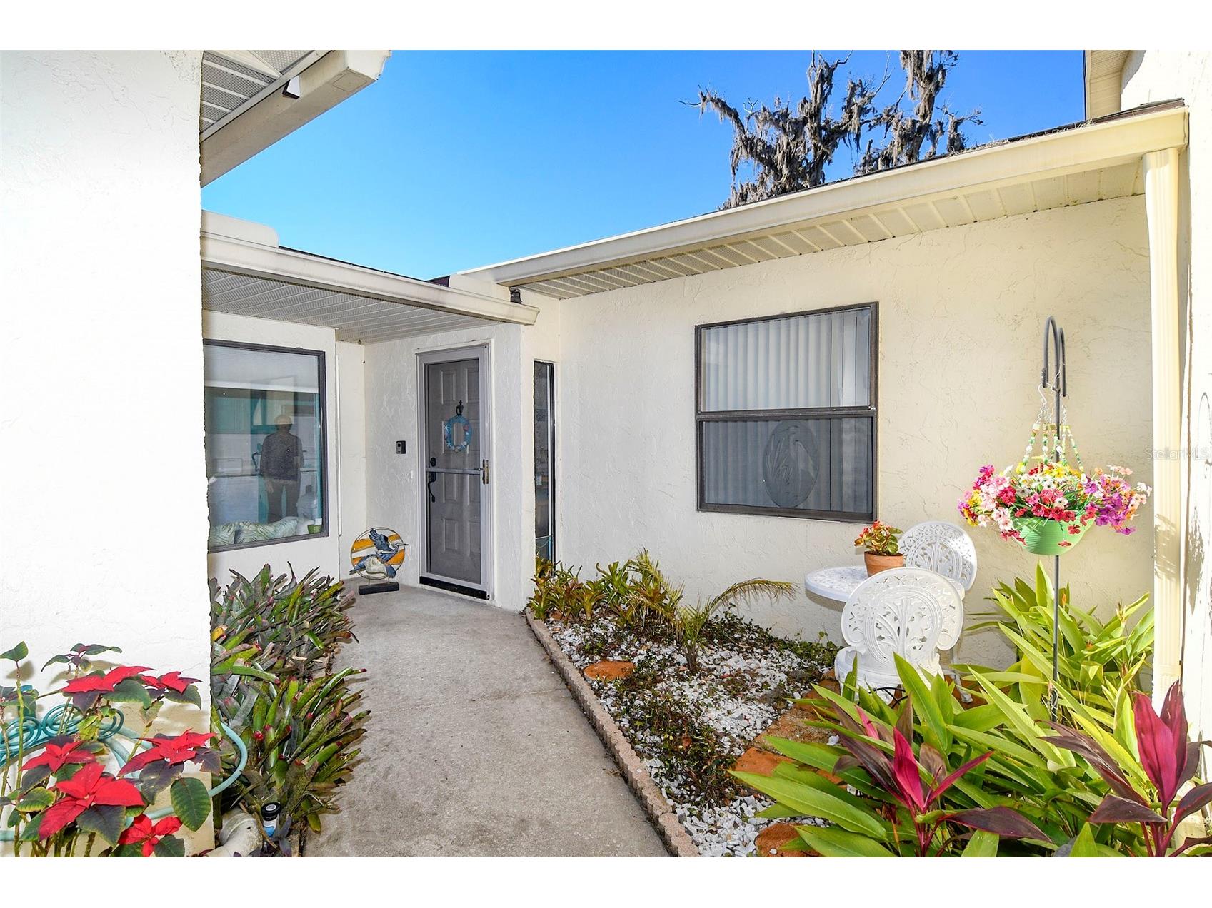 2225 Cypress Court #2C Tavares FL 32778 - LAKE EUSTIS G5110812 image2