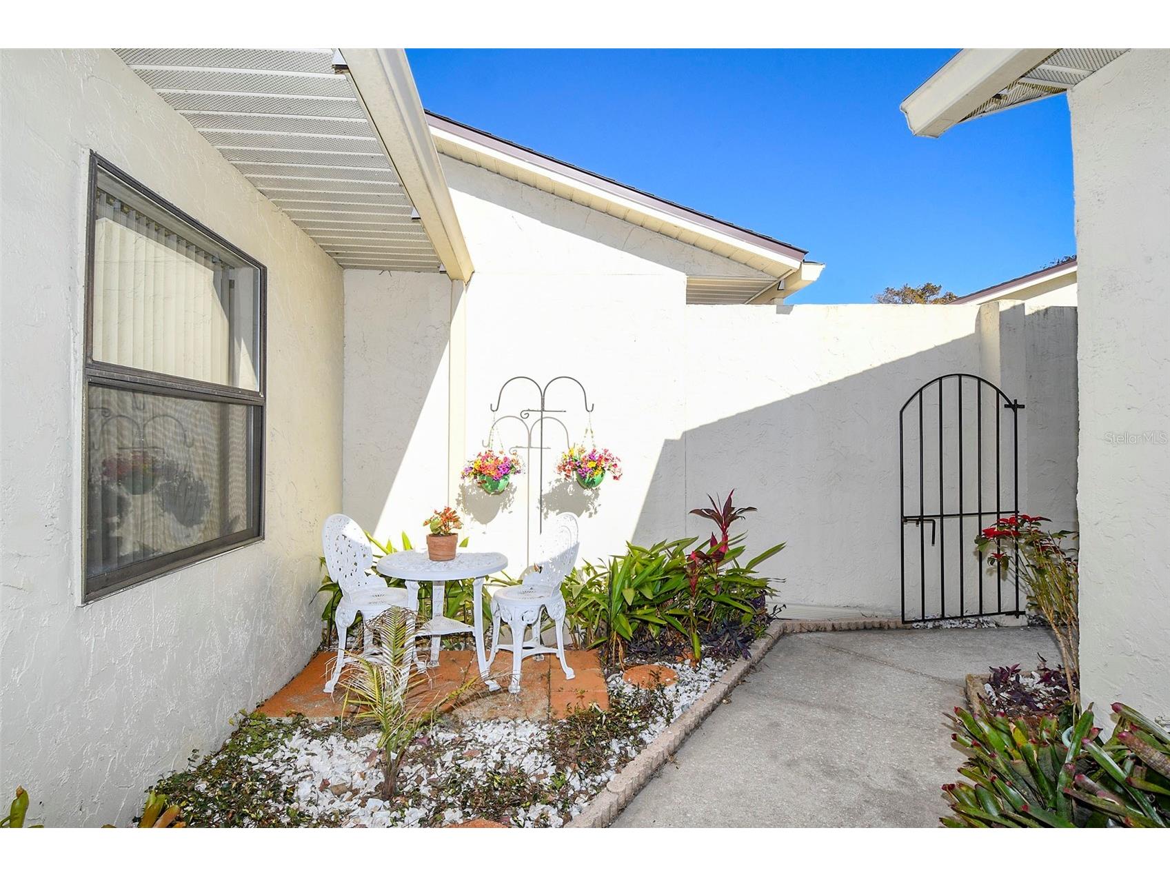 2225 Cypress Court #2C Tavares FL 32778 - LAKE EUSTIS G5110812 image5