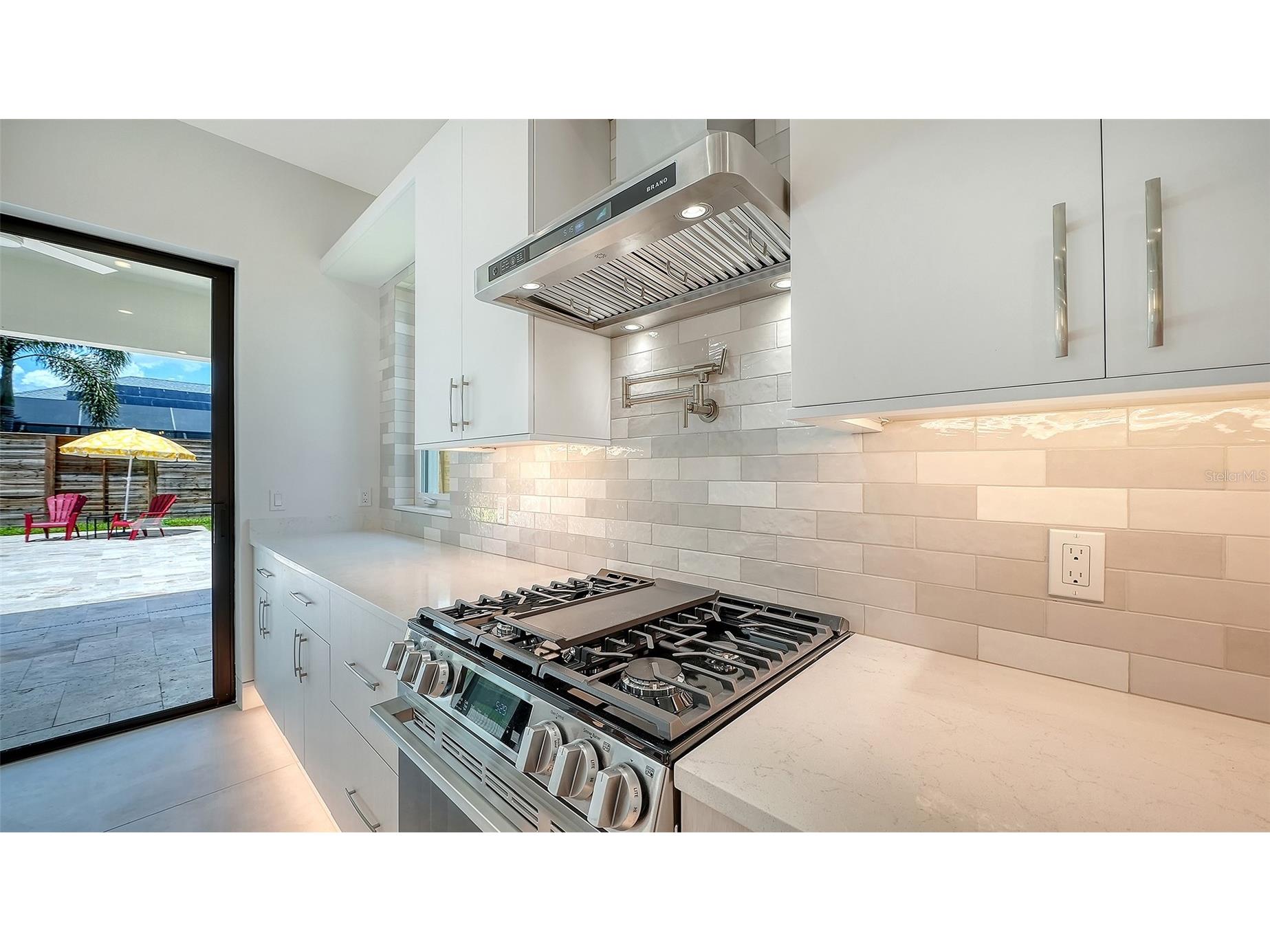 2225 Florinda Street Sarasota FL 34231 A4690756 image14
