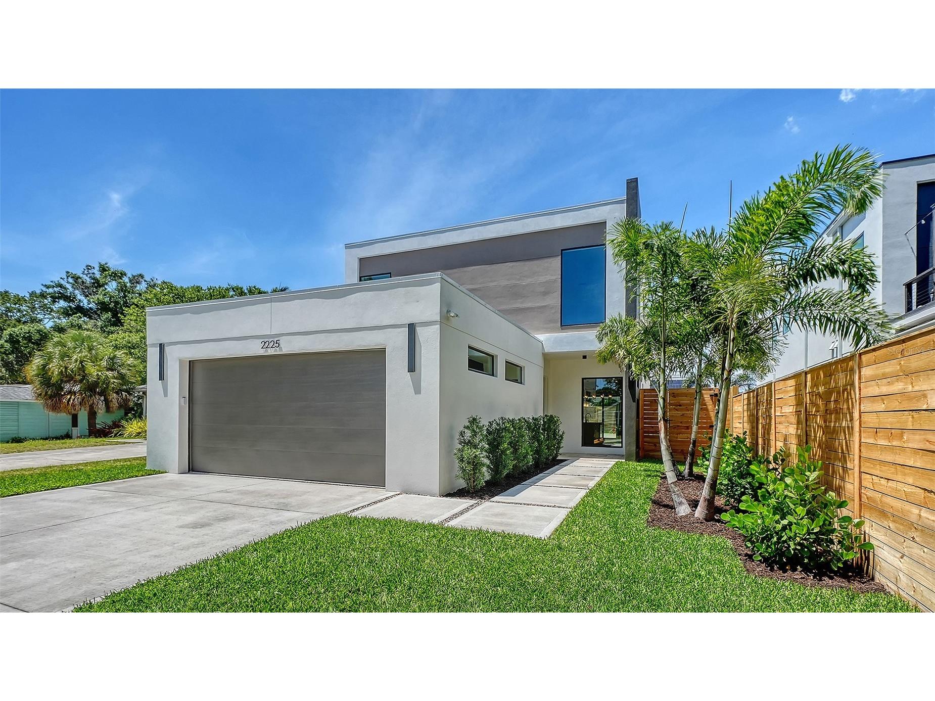 2225 Florinda Street Sarasota FL 34231 A4690756 image2