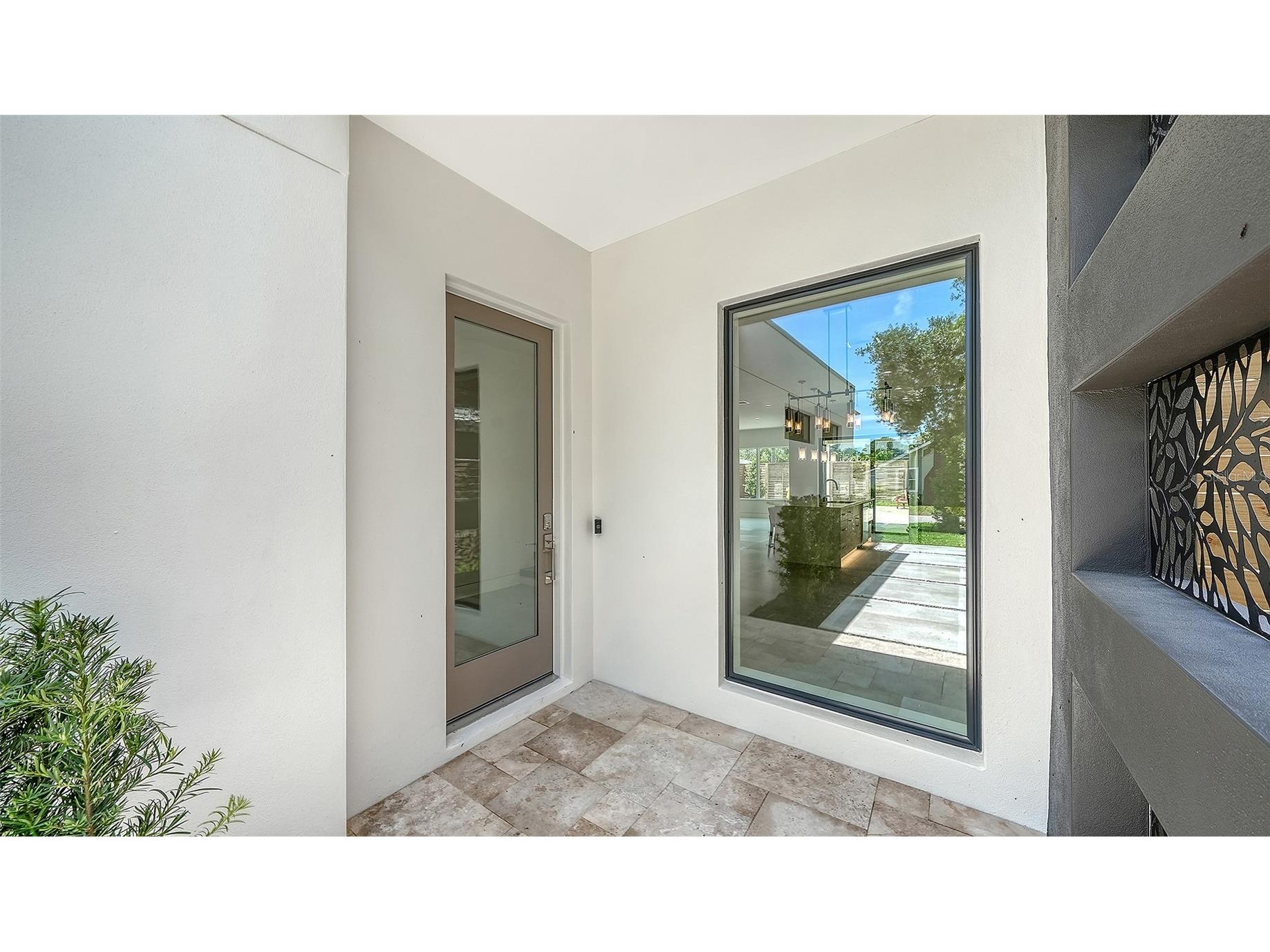 2225 Florinda Street Sarasota FL 34231 A4690756 image4
