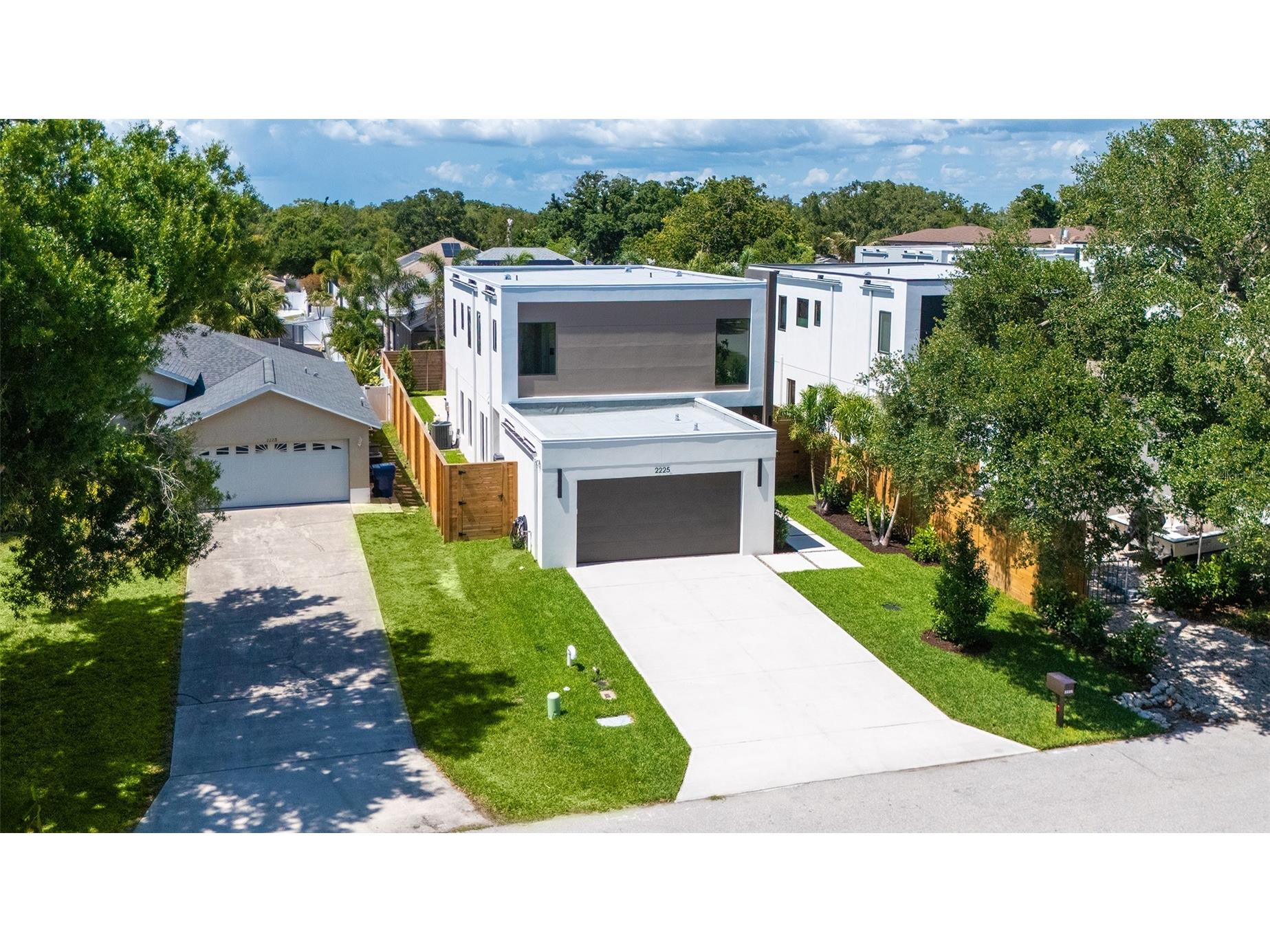 2225 Florinda Street Sarasota FL 34231 A4690756 image5
