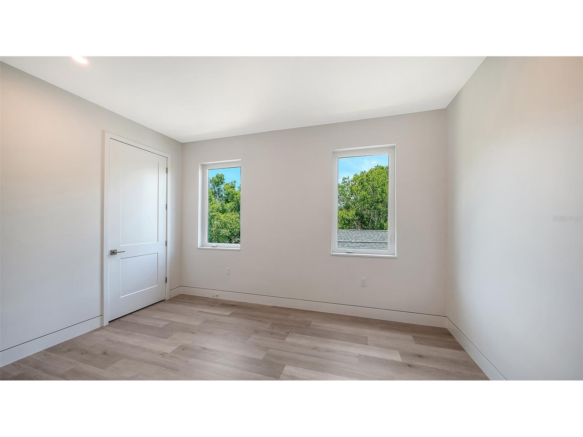 2225 Florinda Street Sarasota FL 34231 A4690756 image50