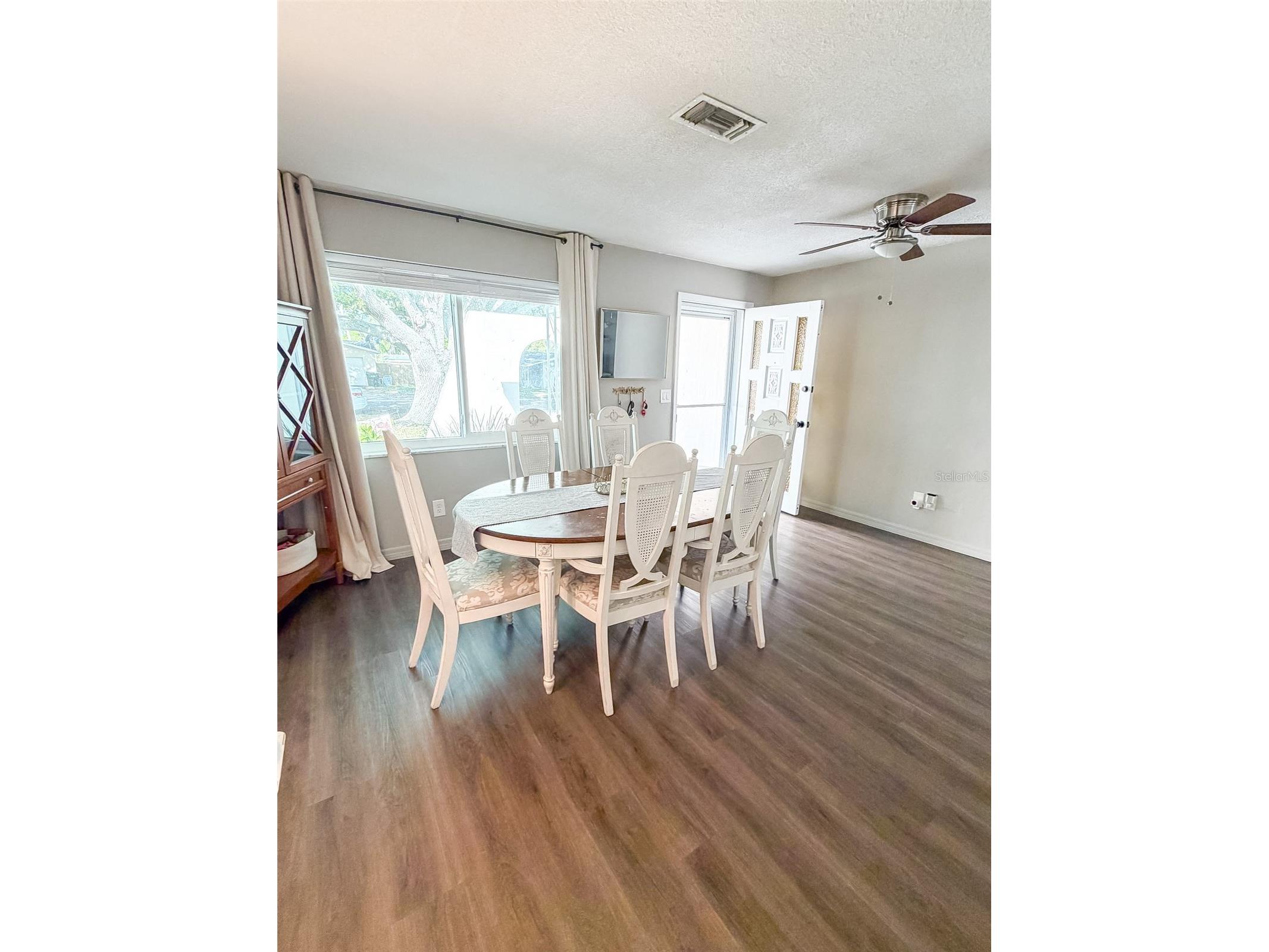 2225 Nellie Street Largo FL 33774 TB8488140 image4