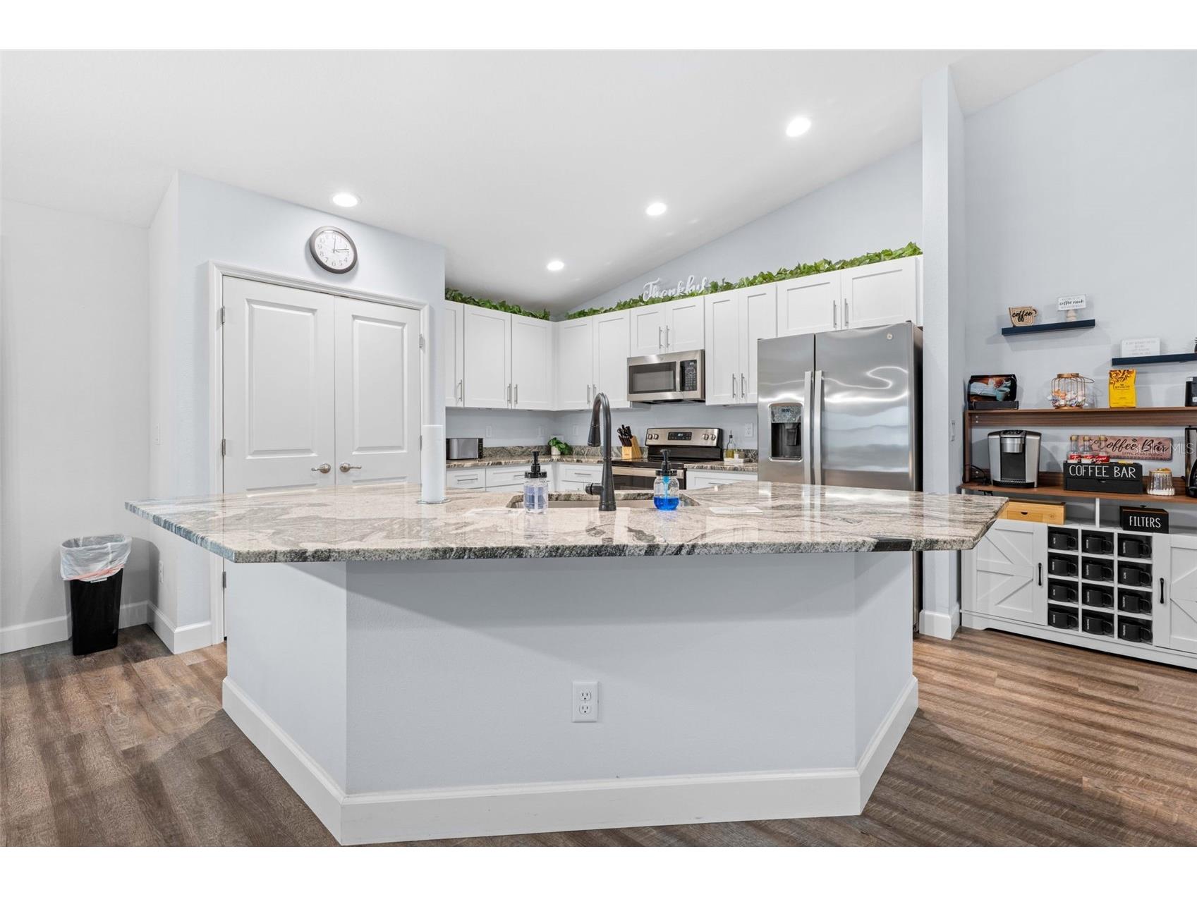 2225 Ring Road Spring Hill FL 34609 TB8514865 image17