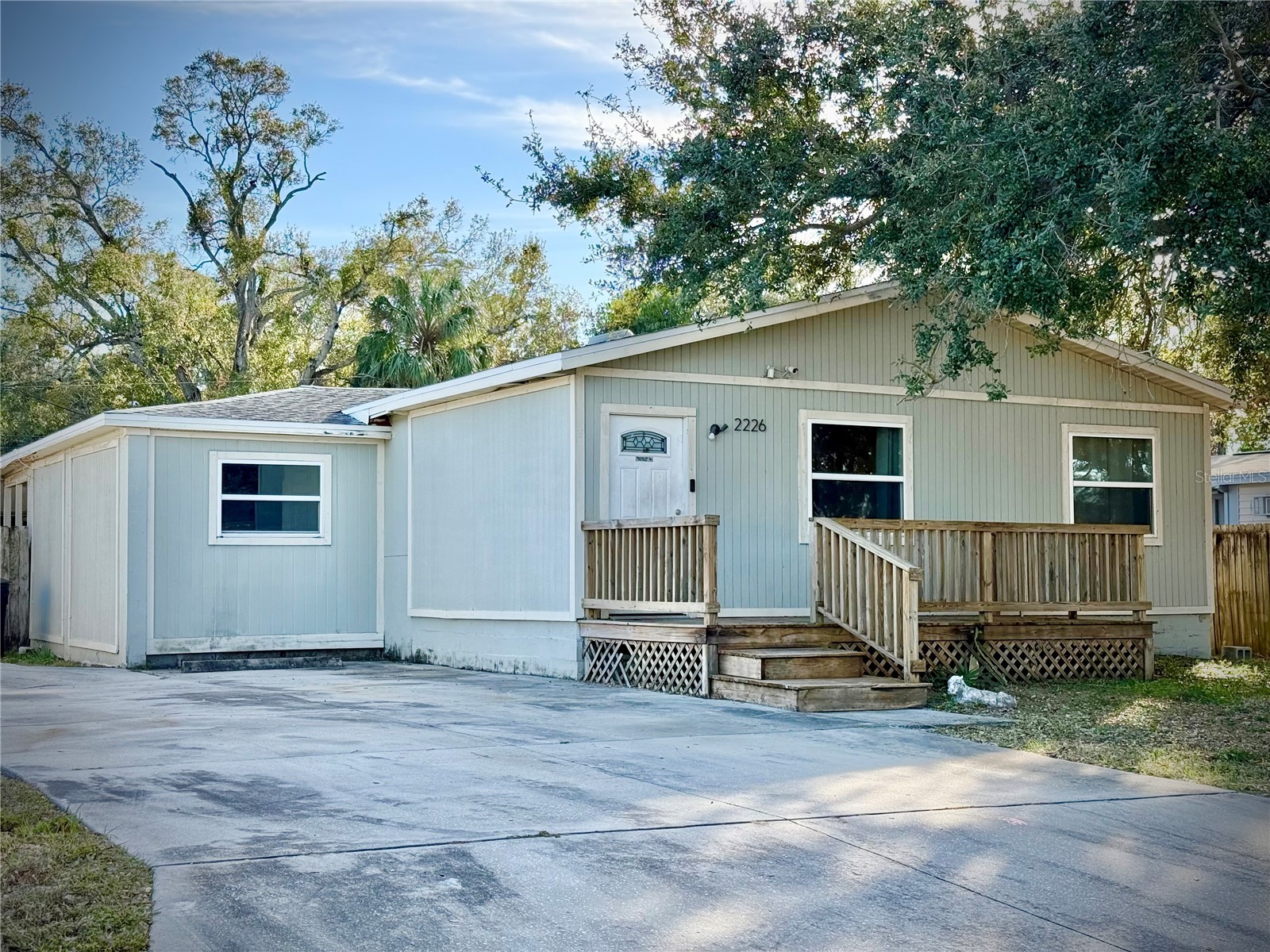 2226 46th Avenue N Saint Petersburg FL 33714 TB8466332 image1