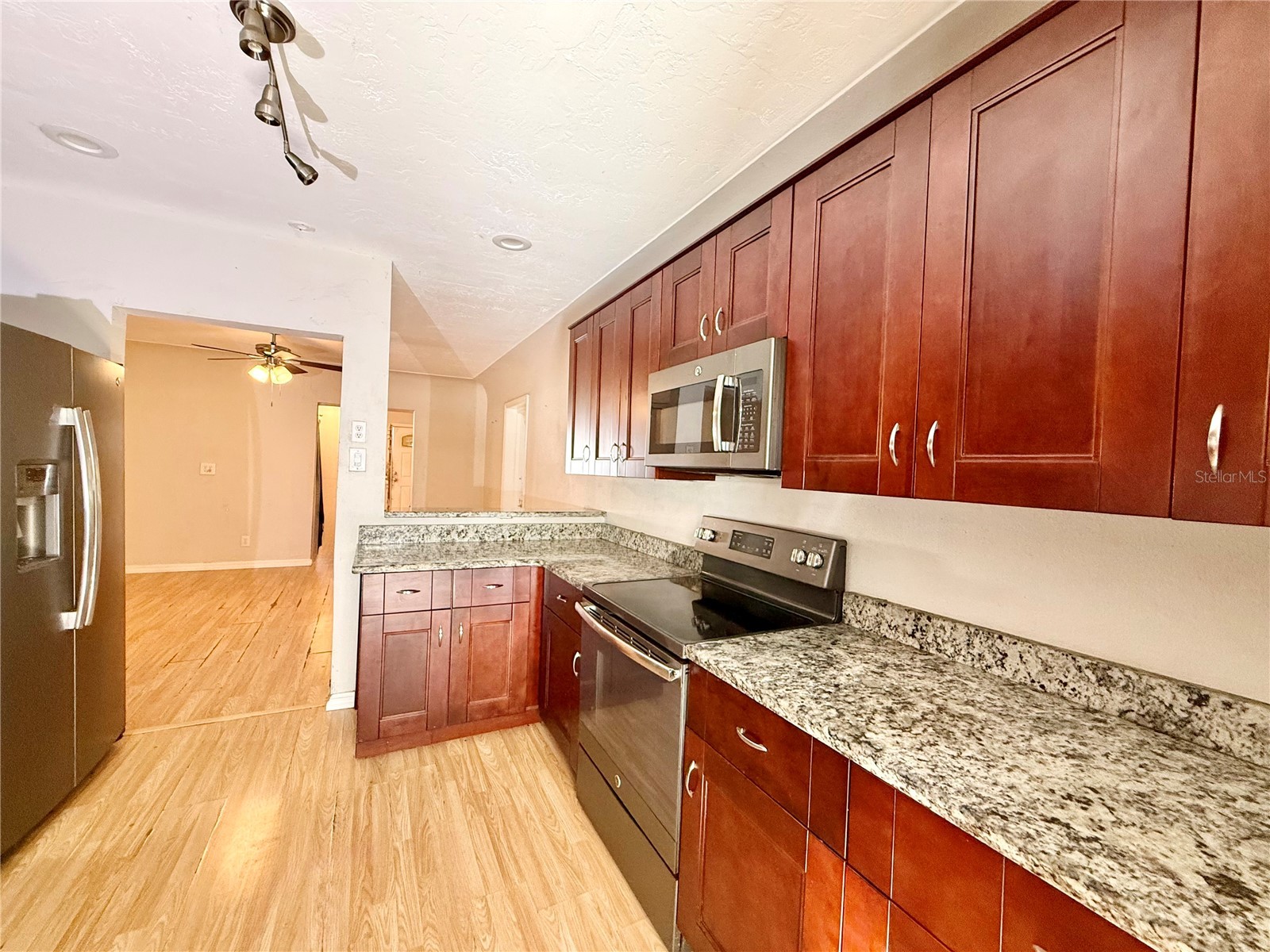 2226 46th Avenue N Saint Petersburg FL 33714 TB8466332 image5