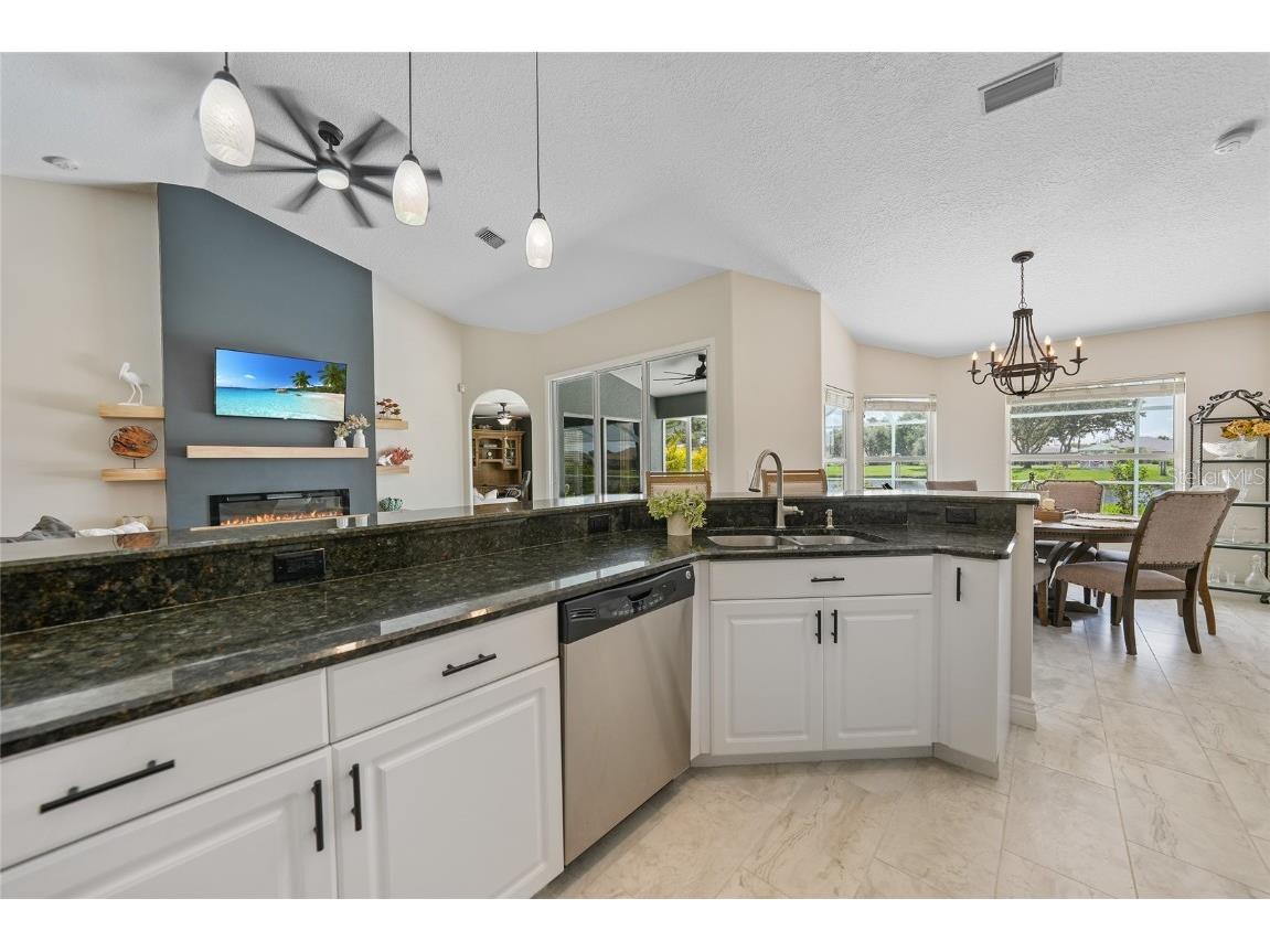 2226 Charleston Park Drive North Port FL 34287 TB8403216 image12