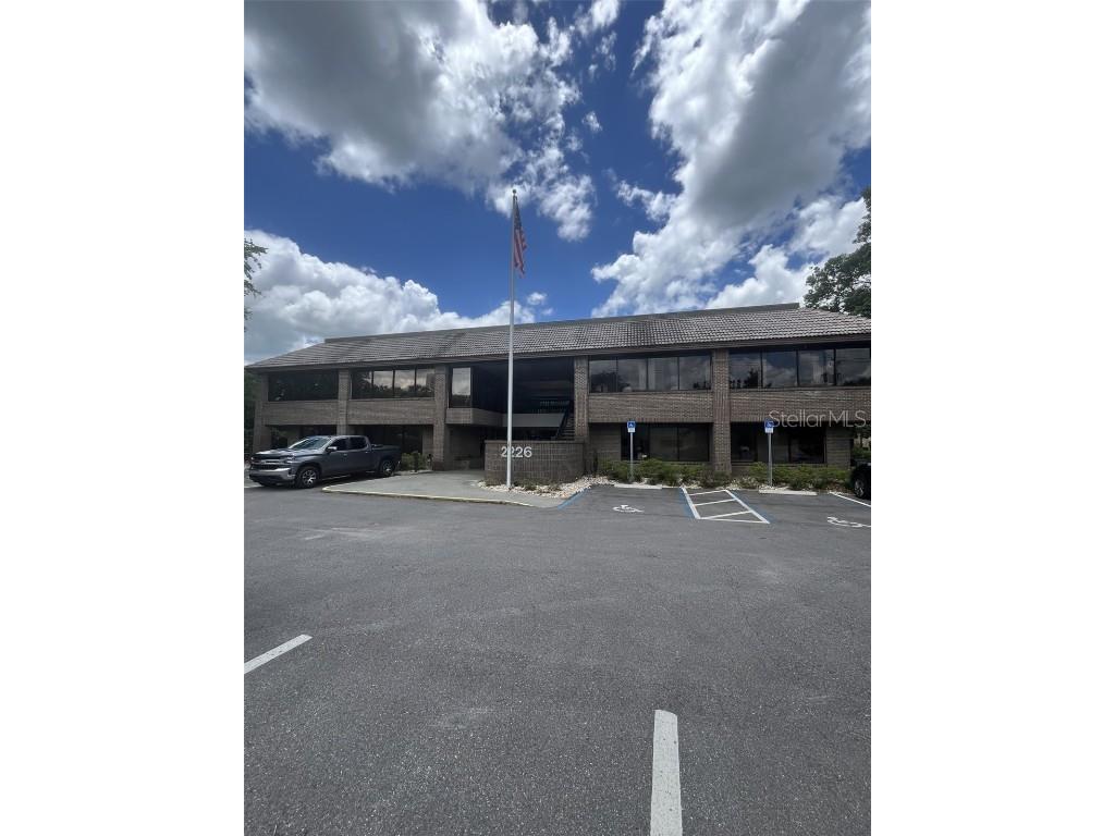 2226 E Silver Springs Boulevard #B Ocala FL 34470 OM679042 image1