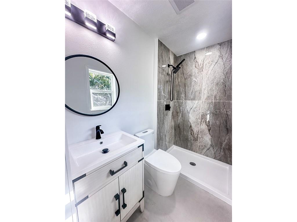 2226 Fiesta Court Orlando FL 32811 O6364950 image6