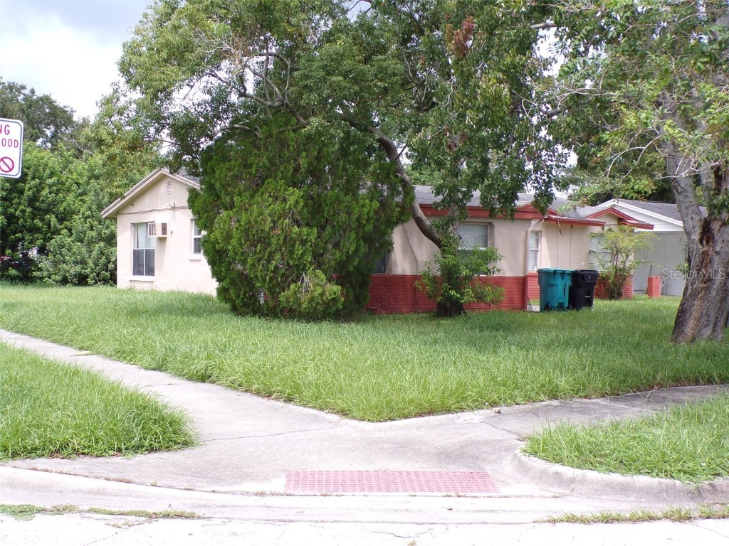 2226 Fiesta Court Orlando FL 32811 OM709392 image1