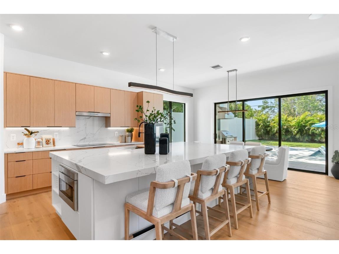 2226 Grove Street Sarasota FL 34239 A4667102 image27