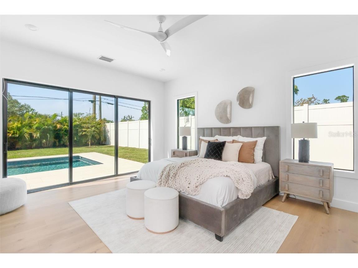 2226 Grove Street Sarasota FL 34239 A4667102 image30