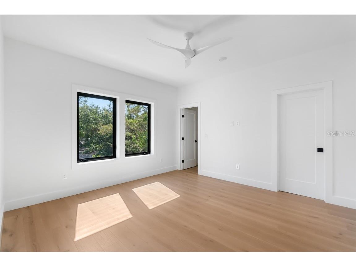 2226 Grove Street Sarasota FL 34239 A4667102 image48