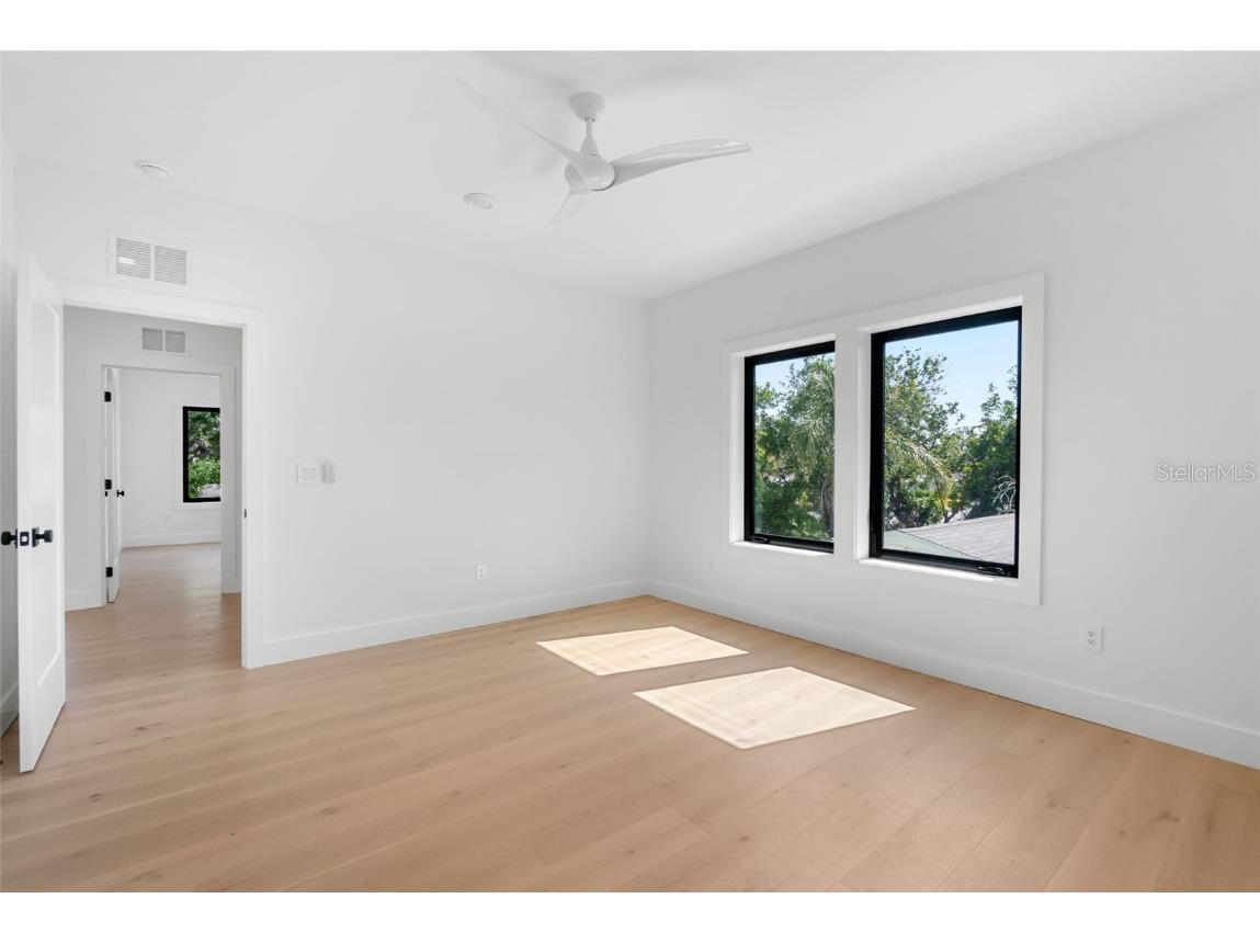 2226 Grove Street Sarasota FL 34239 A4667102 image50