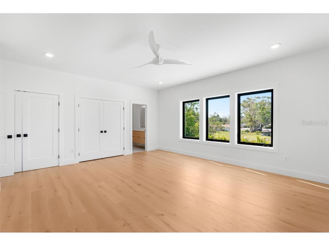 2226 Grove Street Sarasota FL 34239 A4667102 image54