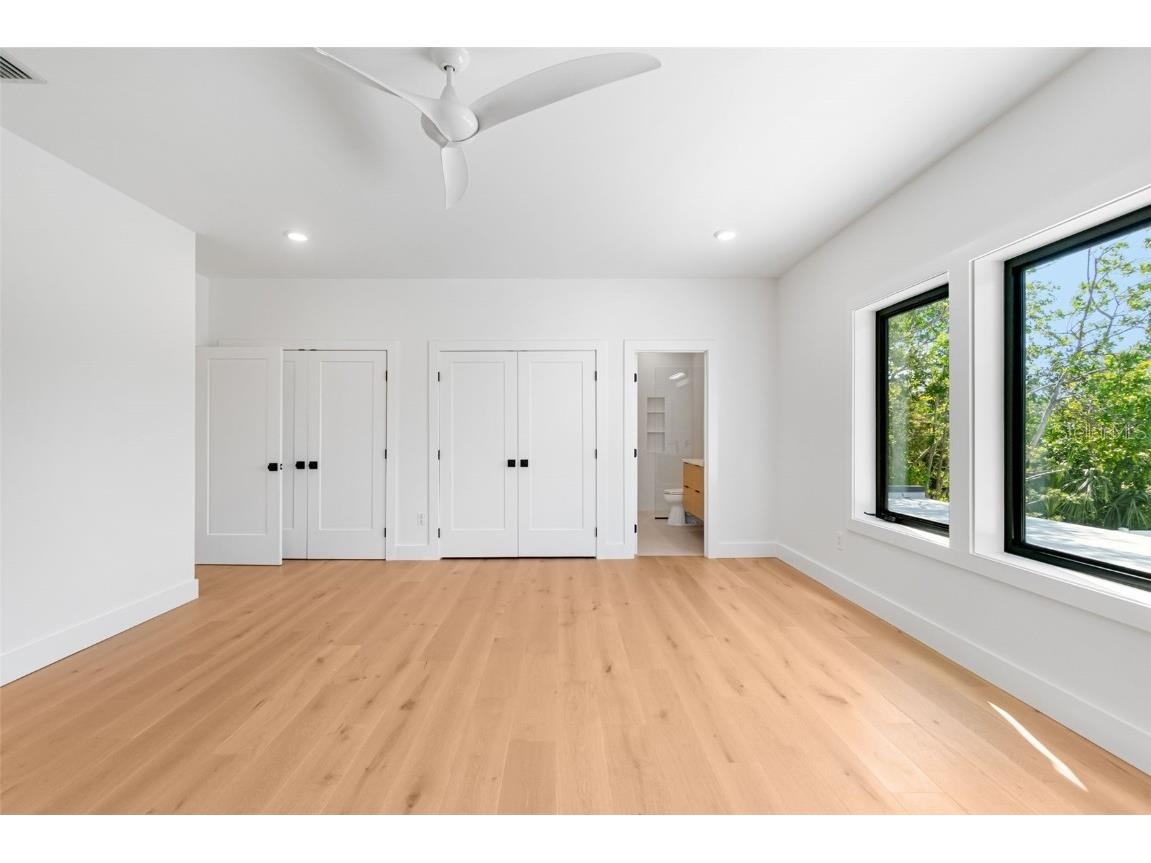 2226 Grove Street Sarasota FL 34239 A4667102 image55