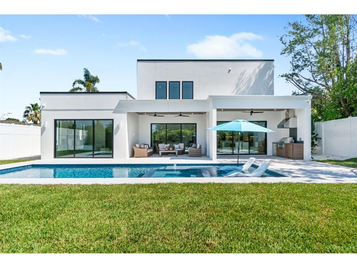 2226 Grove Street Sarasota FL 34239 A4667102 image66