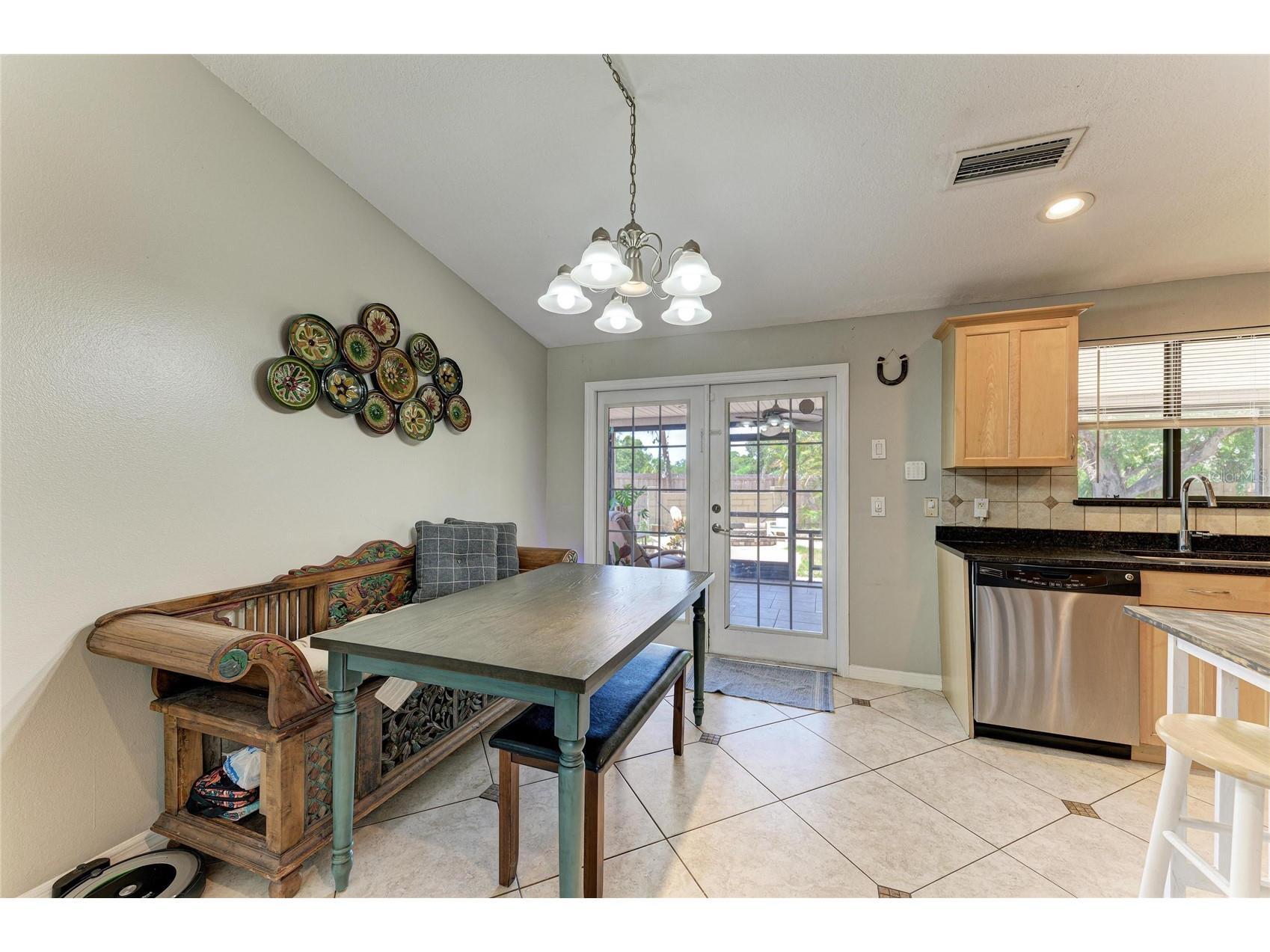 2226 Lockwood Meadows Drive Sarasota FL 34234 A4698230 image10