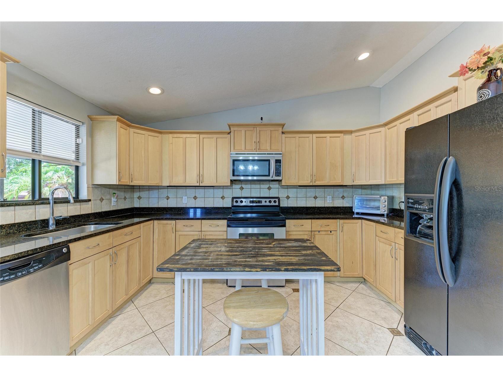 2226 Lockwood Meadows Drive Sarasota FL 34234 A4698230 image14