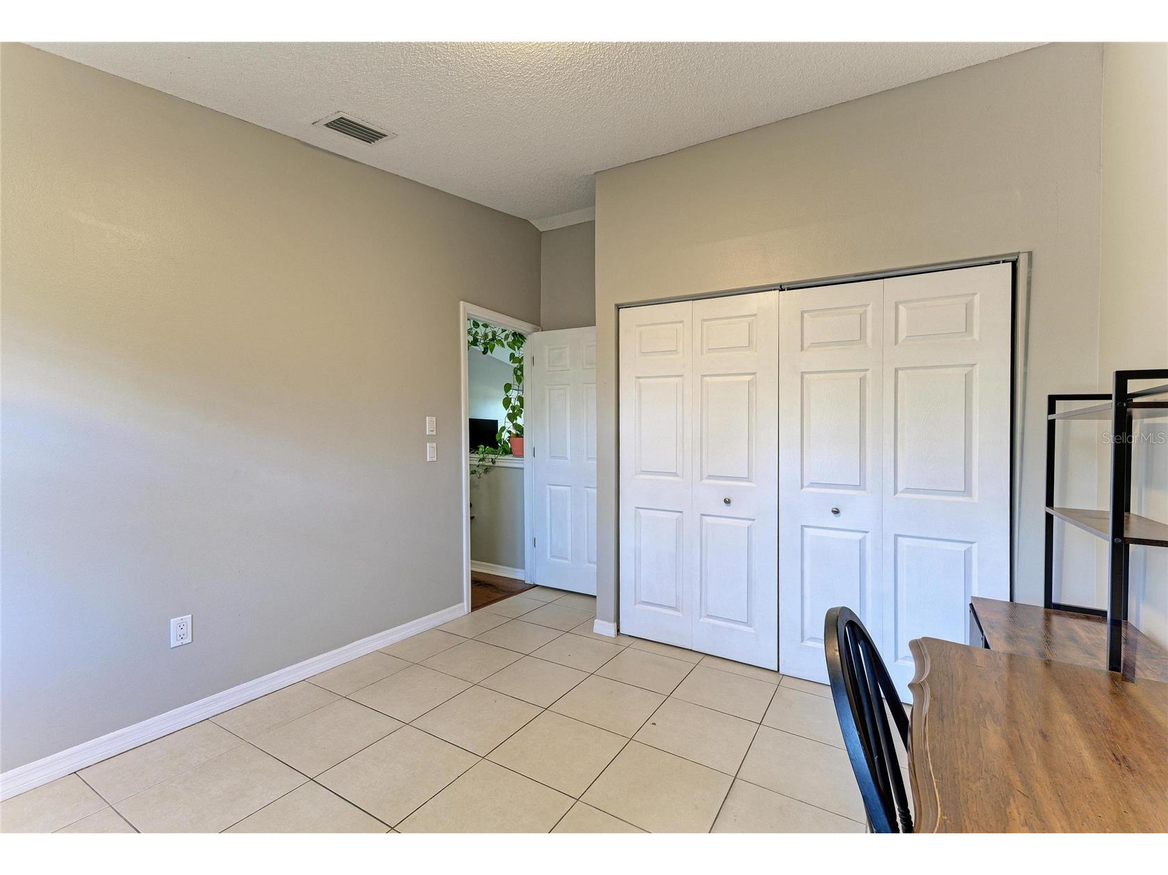 2226 Lockwood Meadows Drive Sarasota FL 34234 A4698230 image23