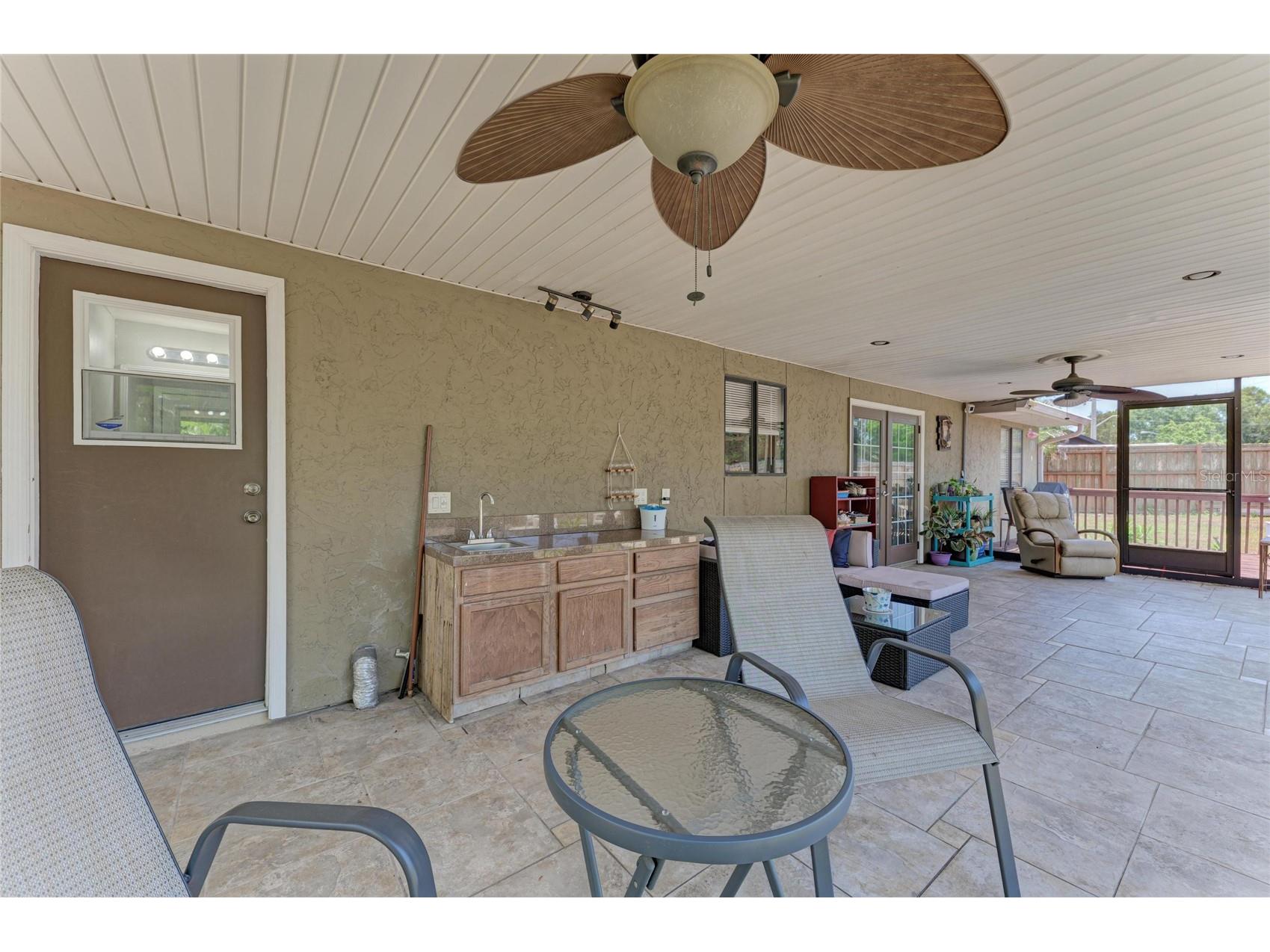 2226 Lockwood Meadows Drive Sarasota FL 34234 A4698230 image28