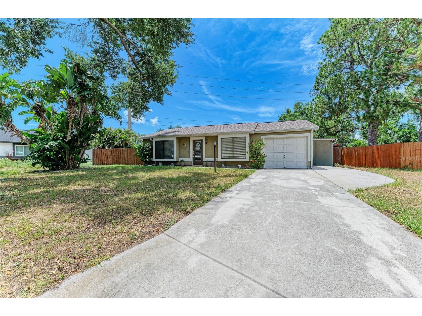 2226 Lockwood Meadows Drive Sarasota FL 34234 A4698230 image3