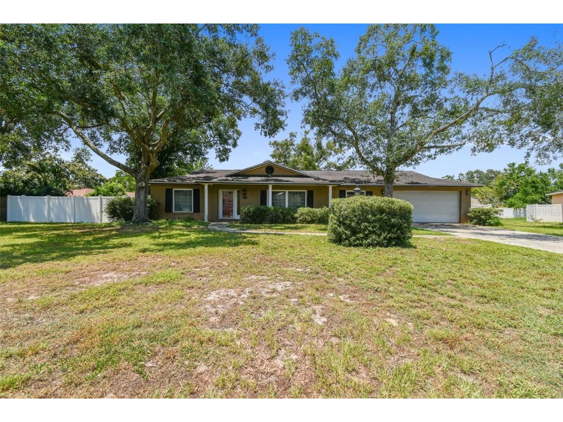 2226 Malibu Drive Brandon FL 33511 T3464019 image1
