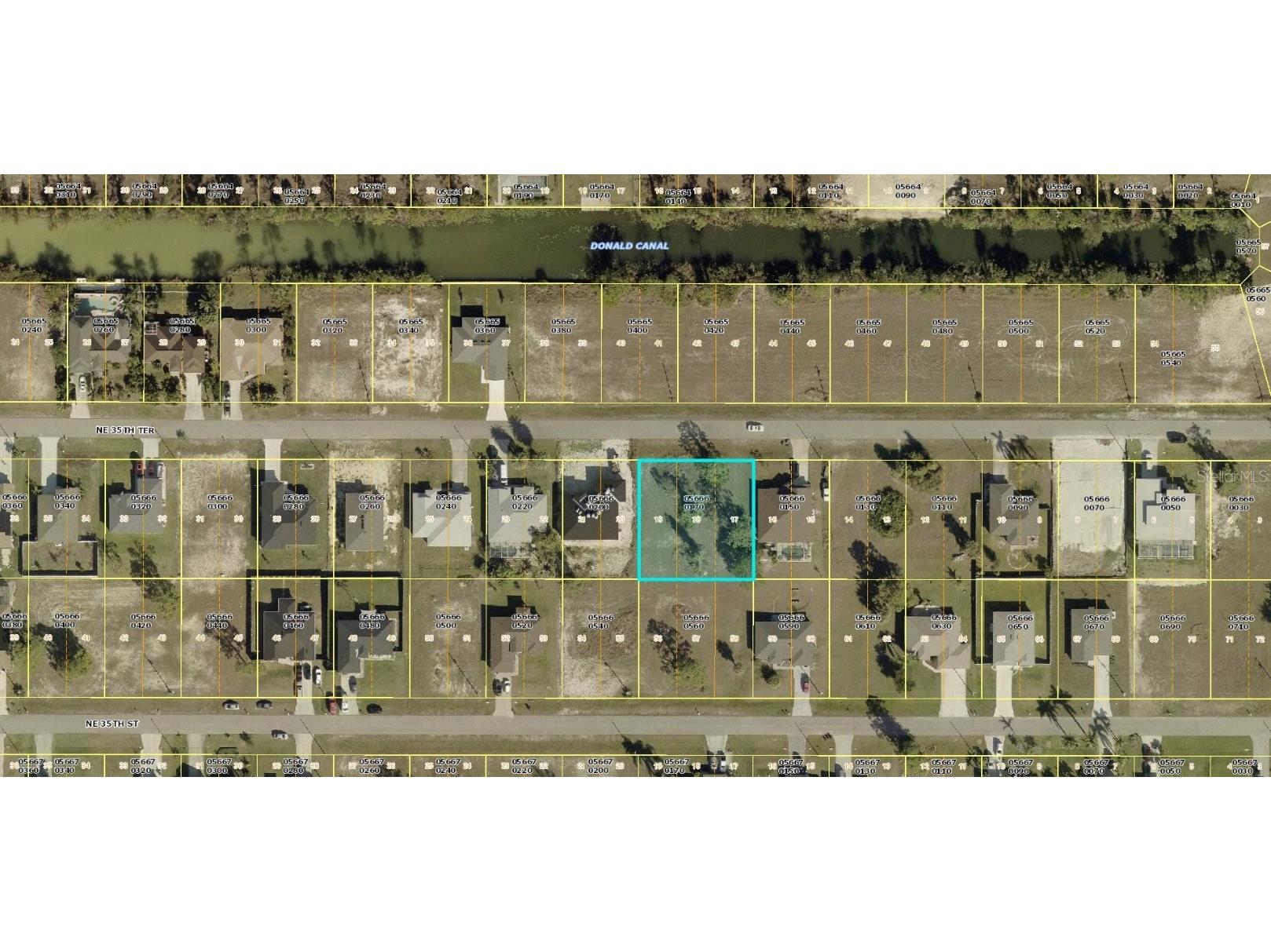 2226 NE 35th Terrace Cape Coral FL 33909 A4669197 image1