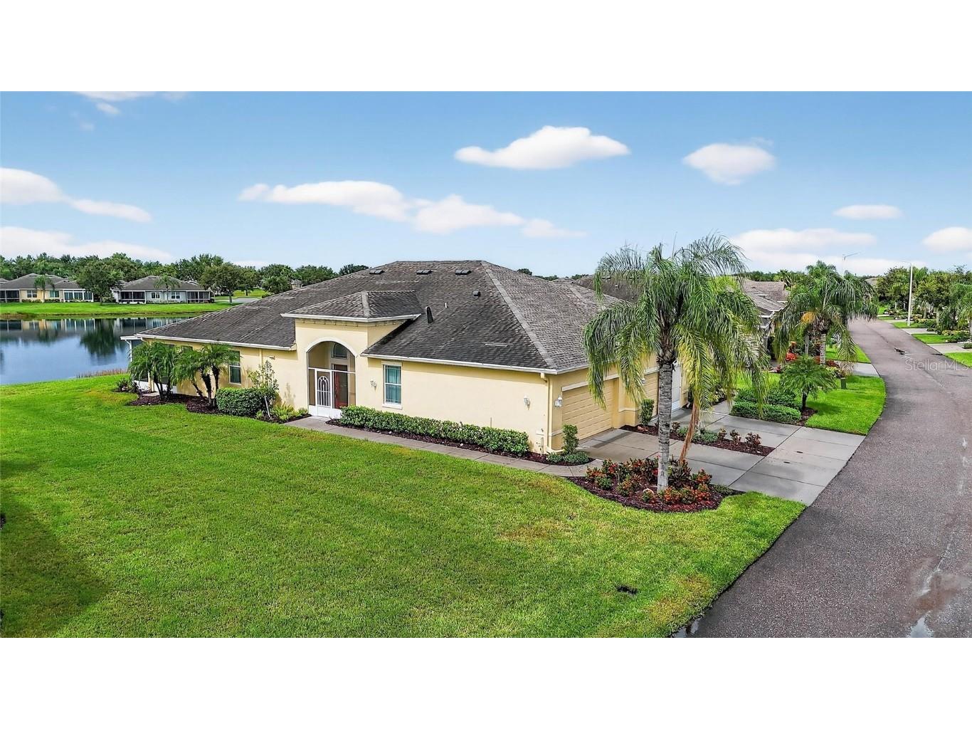 2226 Nottingham Greens Drive Sun City Center FL 33573 TB8422439 image1