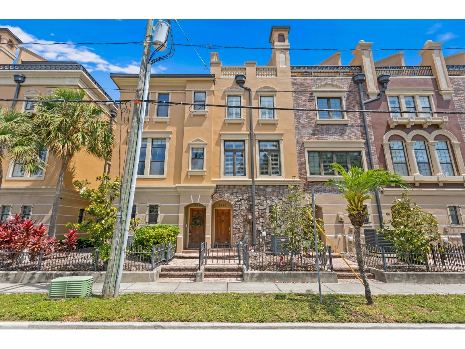 2226 Soho Bay Court Tampa FL 33606 TB8467219 image1