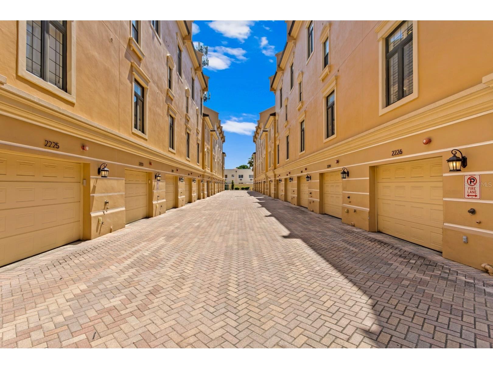 2226 Soho Bay Court Tampa FL 33606 TB8467219 image27