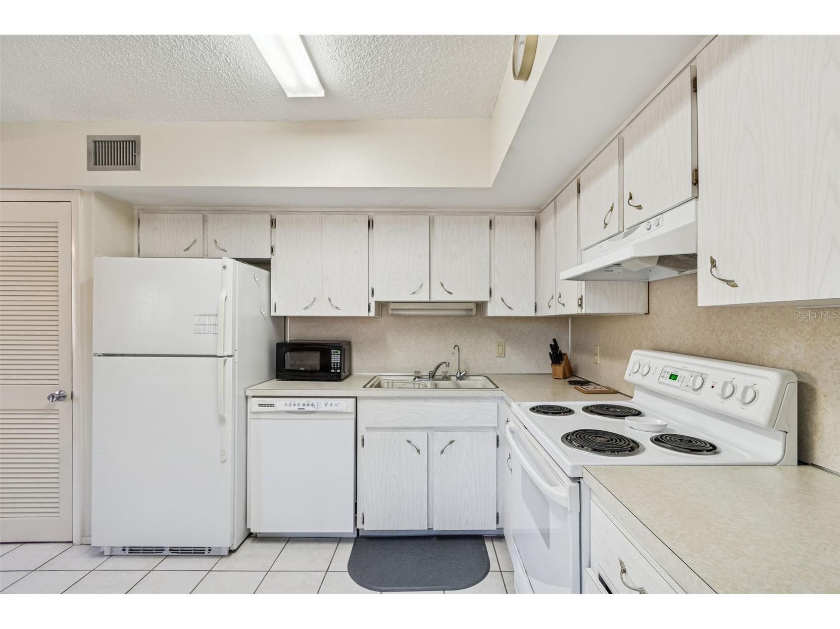 2226 Switzerland Way #46 Clearwater FL 33763 TB8474038 image18