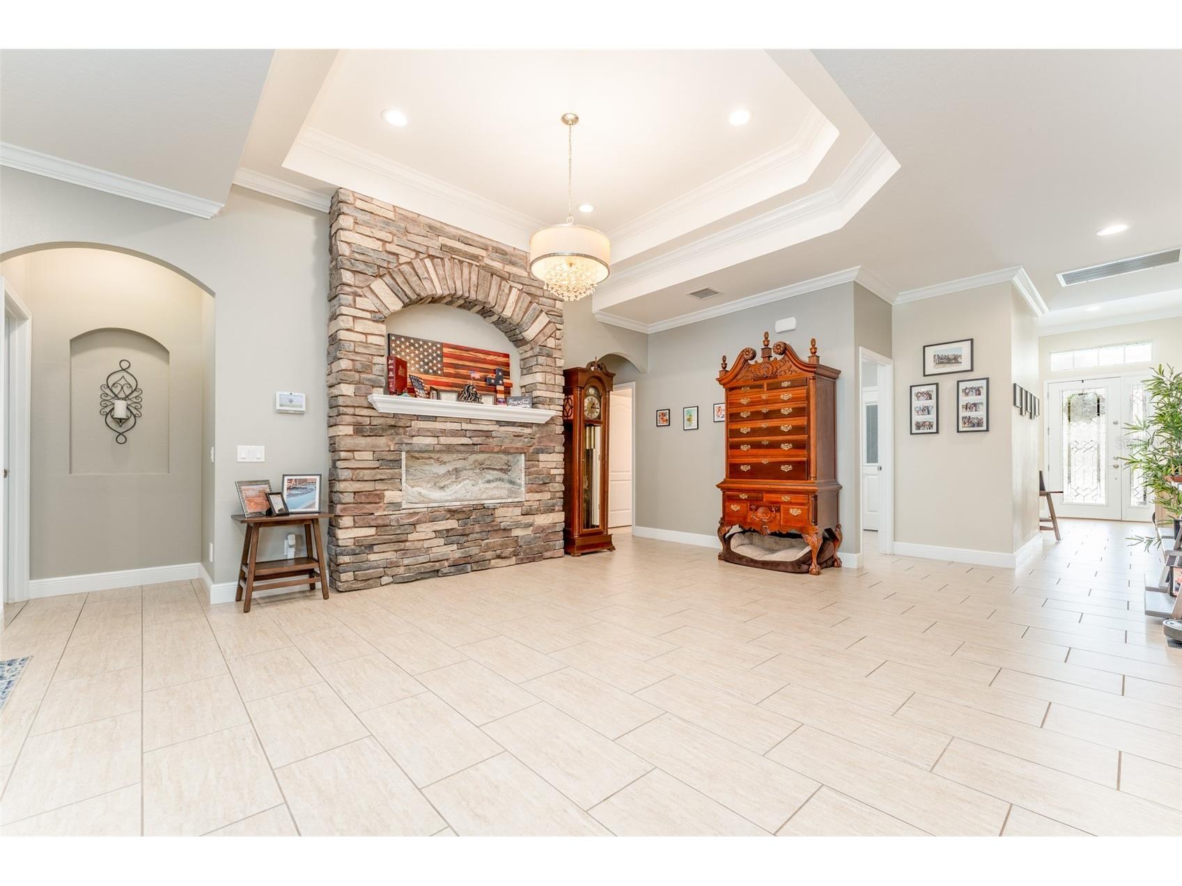 2226 Valterra Vista Way Valrico FL 33594 TB8519894 image11