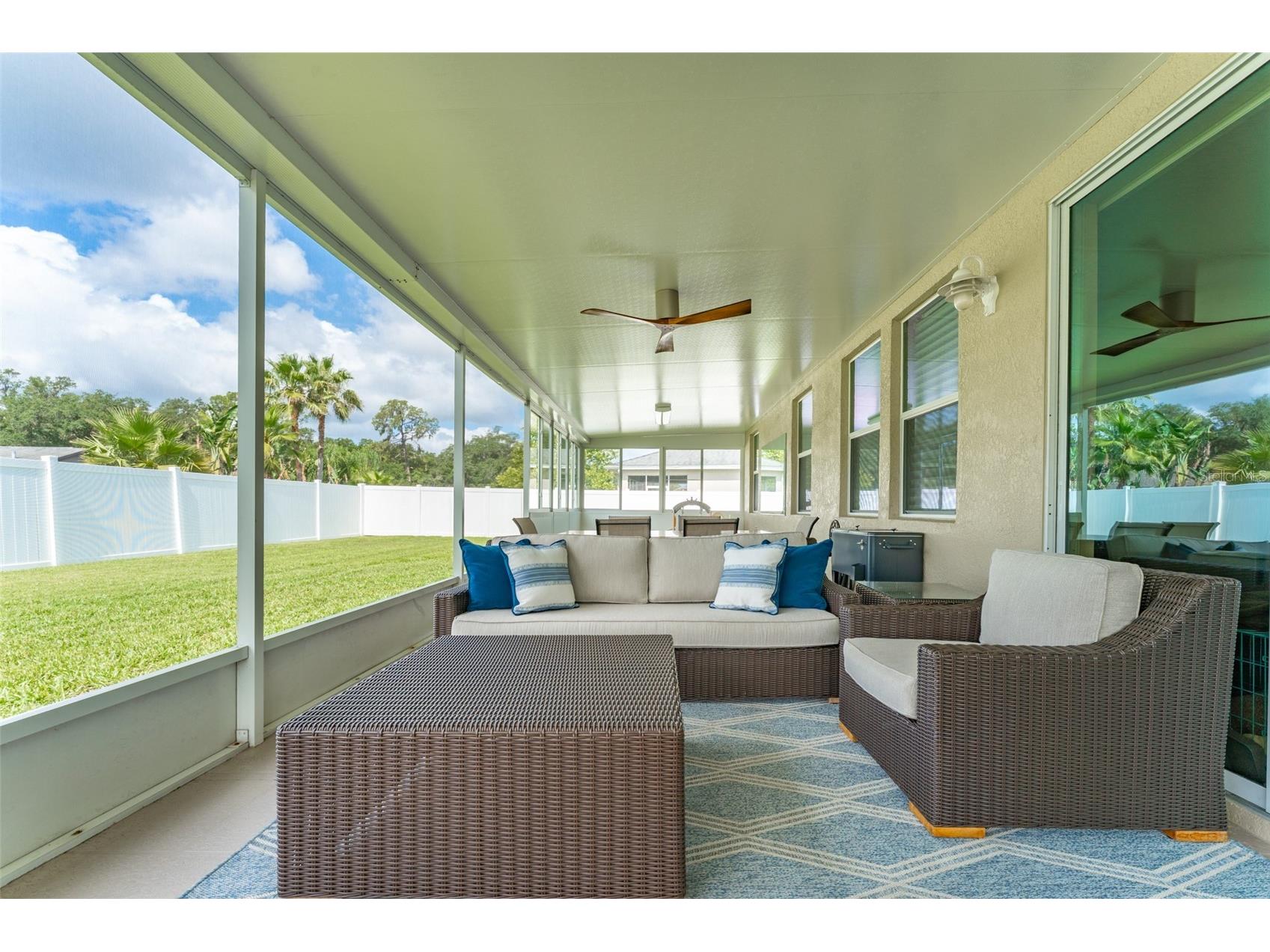 2226 Valterra Vista Way Valrico FL 33594 TB8519894 image32