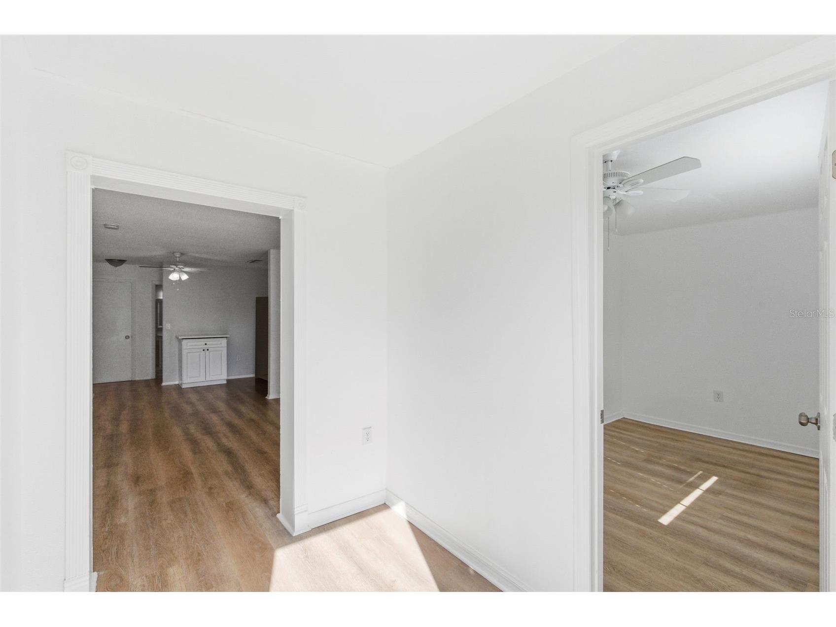 2227-2229 Montclair Drive #1&2 Sarasota FL 34231 A4677183 image18